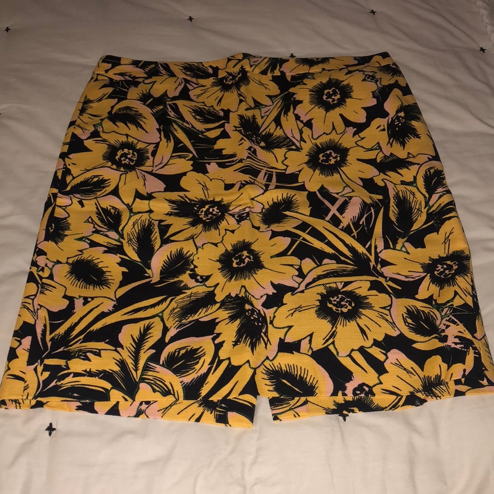 J. Crew Pencil Skirt - Size 12 - BRAND NEW
